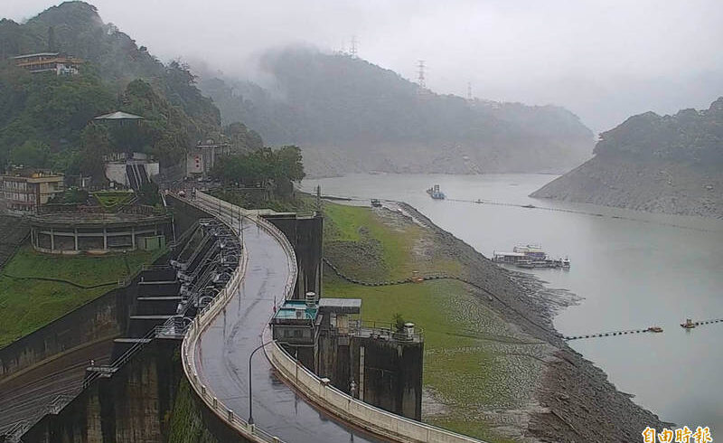 連日下雨對石門水庫有所助益，但旱象仍未解除，請大家還是要節約用水哦！