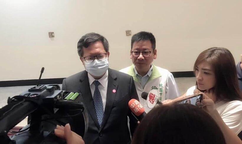 總質詢後 陪同市長接受媒體聯訪