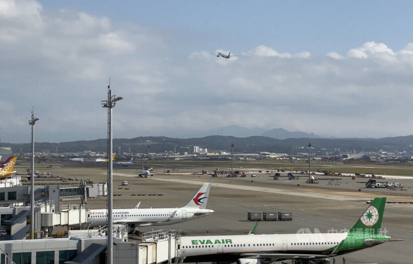 航空迷別錯過，桃園國際機場第二航廈戶外觀景台今天起對外開放！